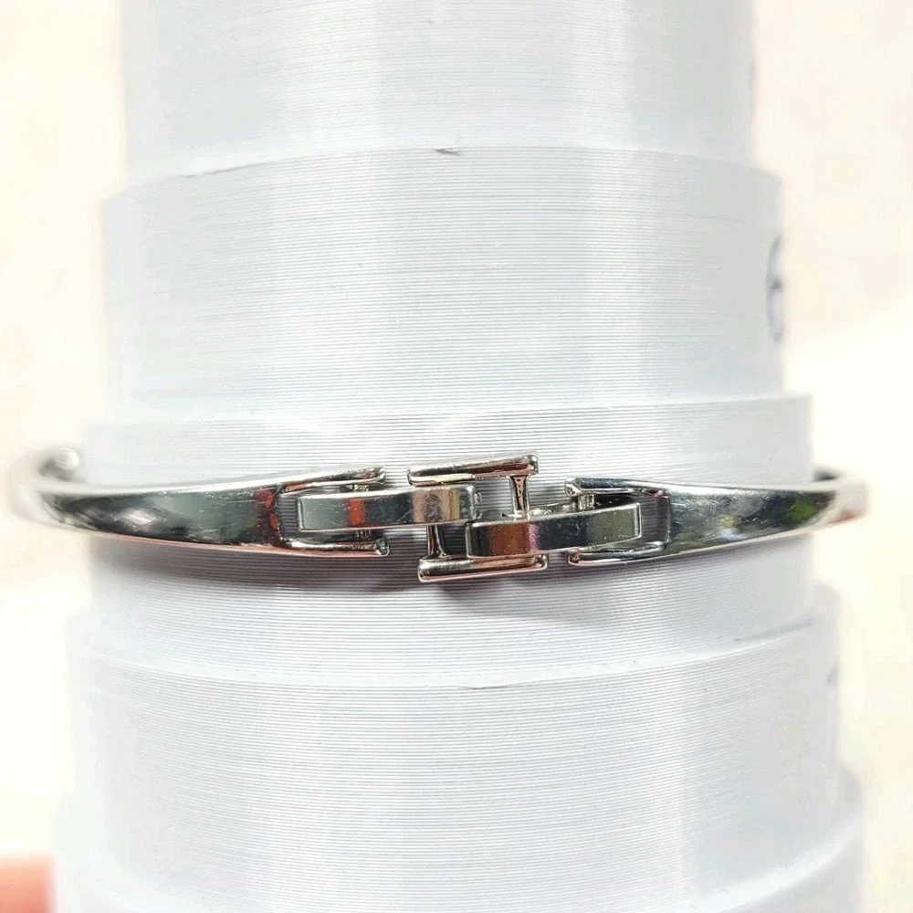 Menton Ezil Love Encounter Crystal Bypass Bangle Bracelet White Gold Plated
